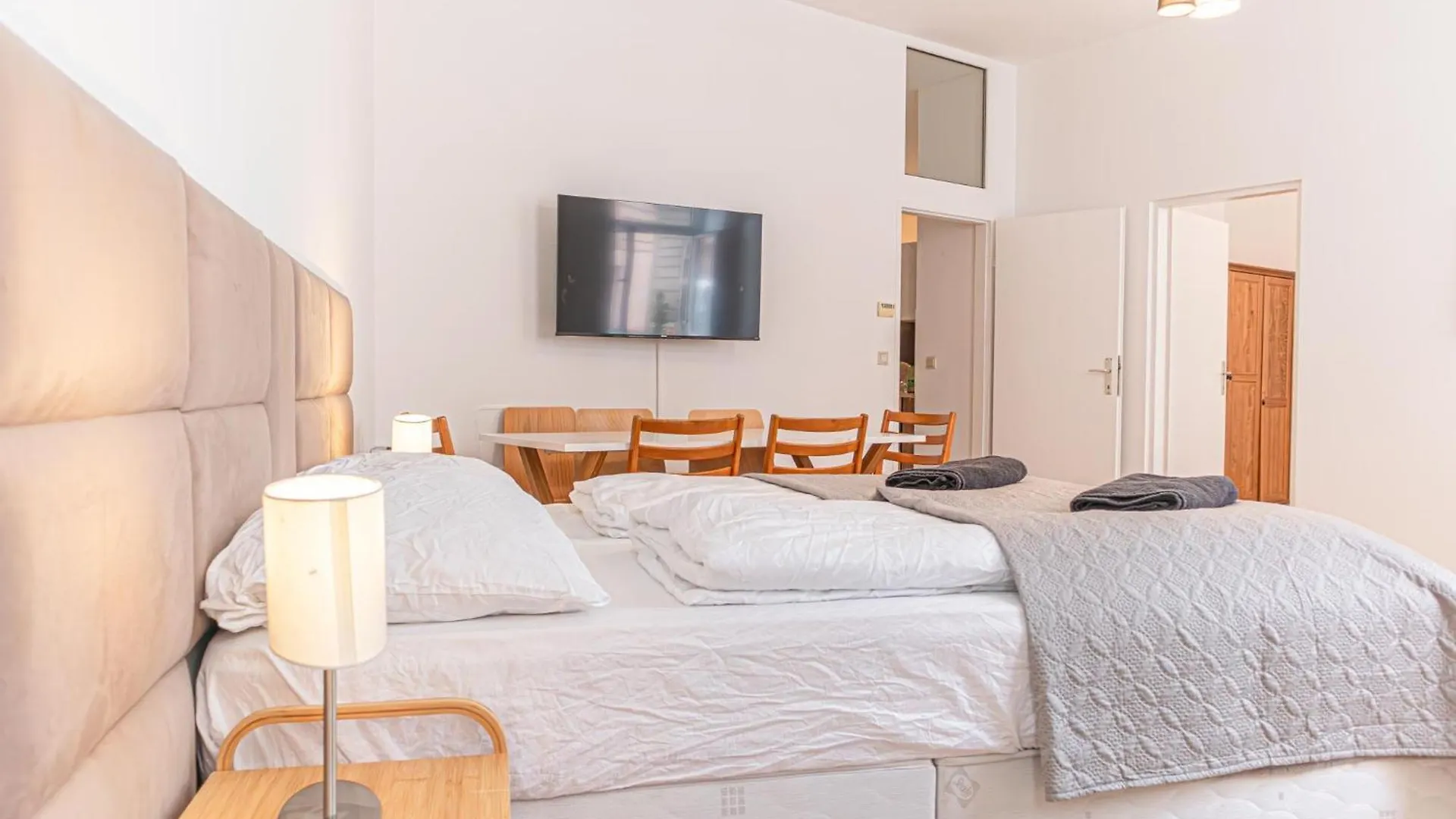 Central & Affordable 3Br The Vienna Haven Apartment