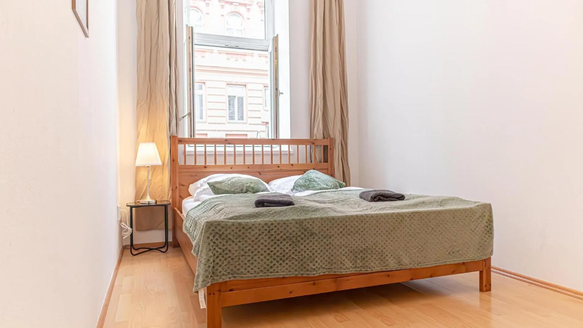 Apartment Central & Affordable 3Br The Vienna Haven