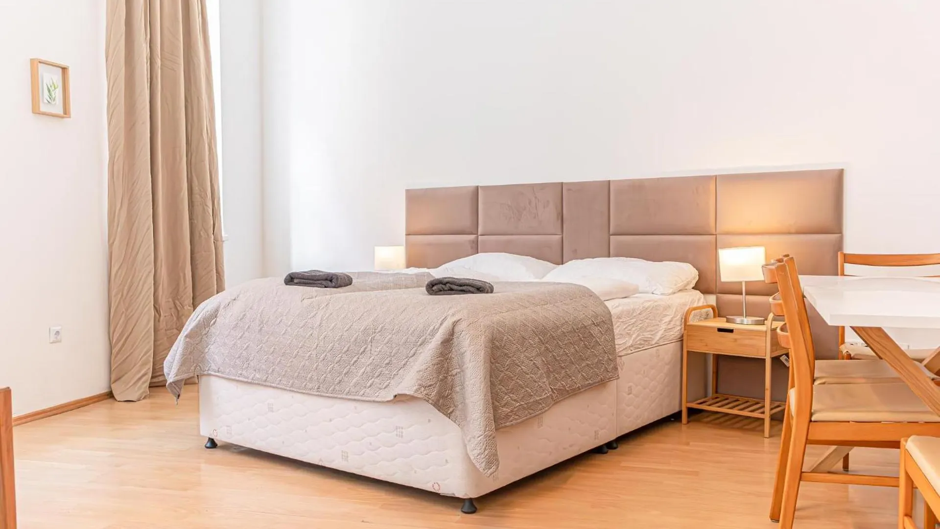 Central & Affordable 3Br The Vienna Haven contacts